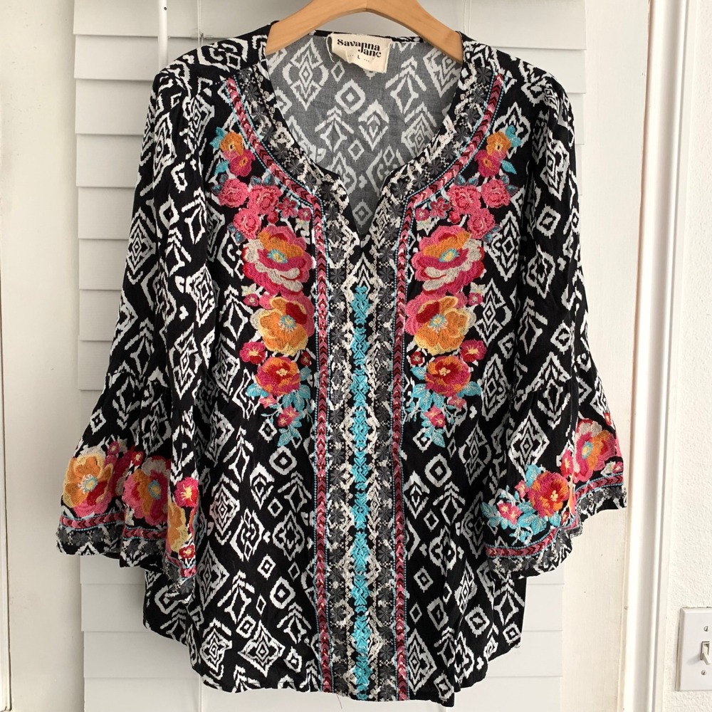 Savanna Jane Black White Ikat Floral Embroidered Bell Sleeve Tunic Top‎ Large
